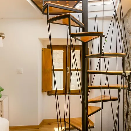 Casa Da Pedra - * Monsanto